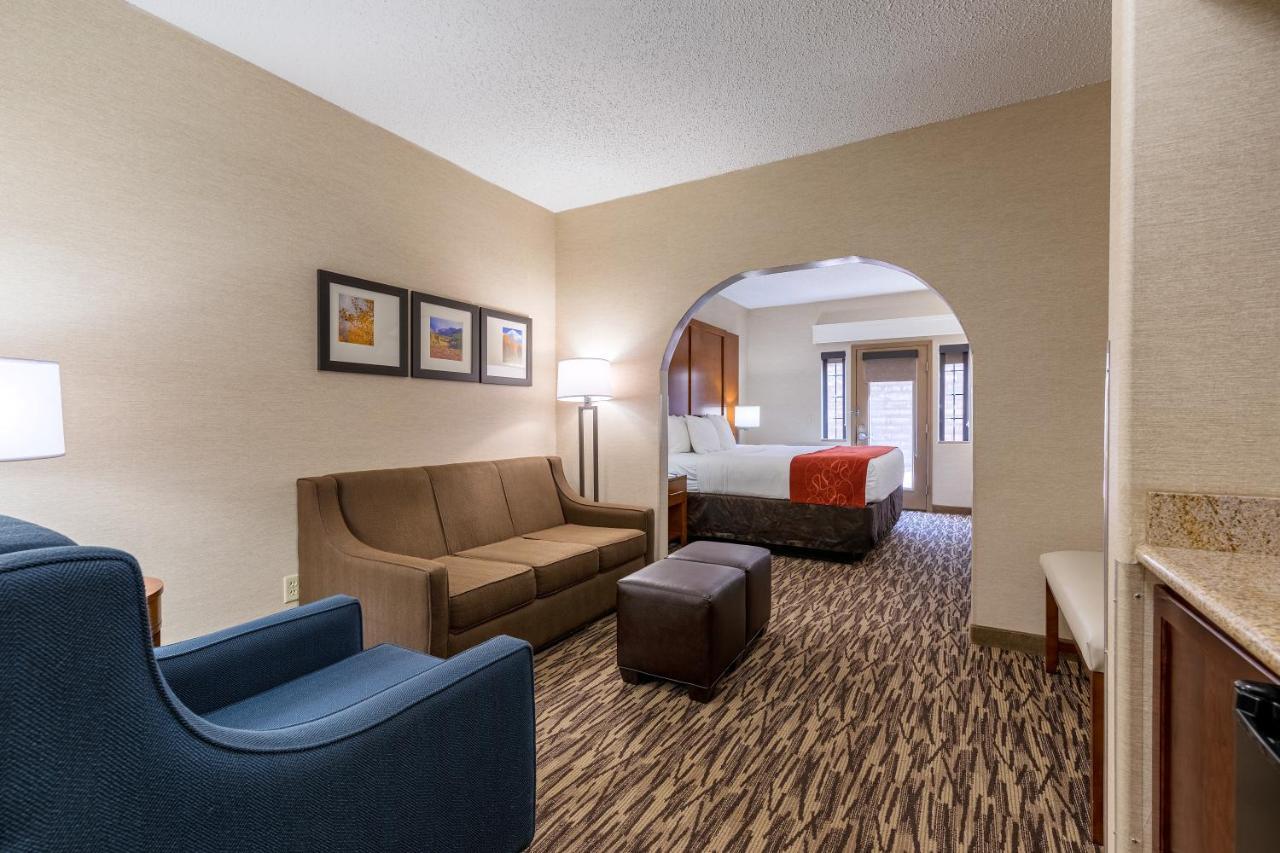 Comfort Suites Golden West On Evergreen Parkway Luaran gambar