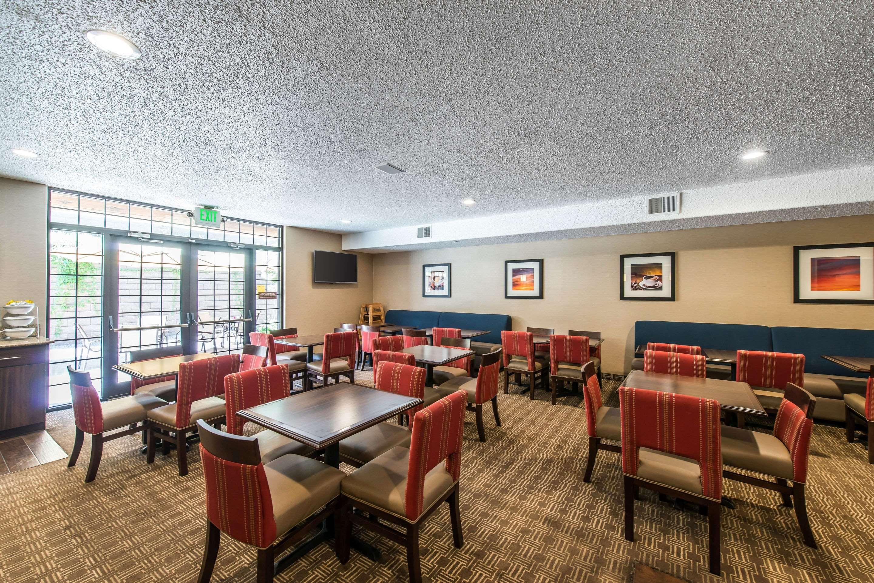 Comfort Suites Golden West On Evergreen Parkway Luaran gambar